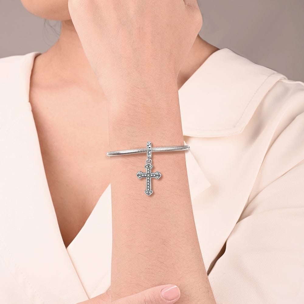 Sparkling Cross Pendant