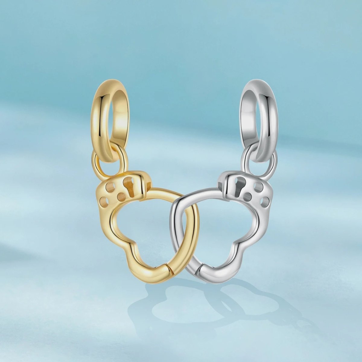 Openable & Splittable Handcuffs Dangle Charm