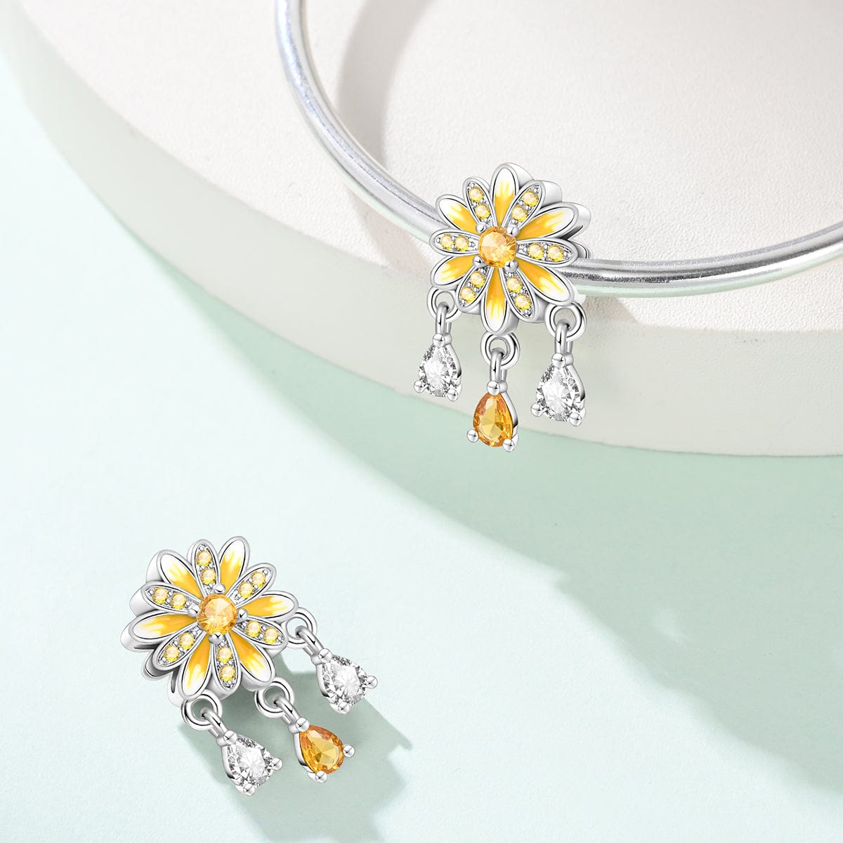 Daisy Blossom Charm