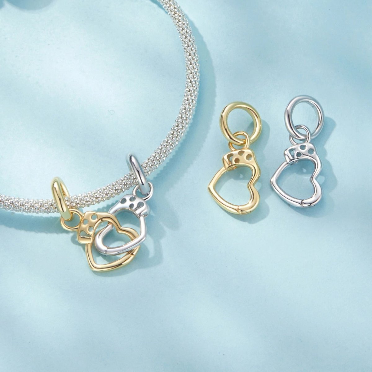 Openable & Splittable Handcuffs Dangle Charm
