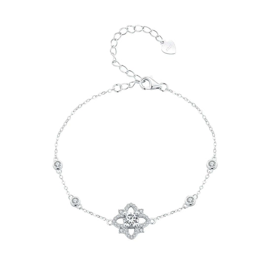 Pangama Moissanite Flower Bracelet