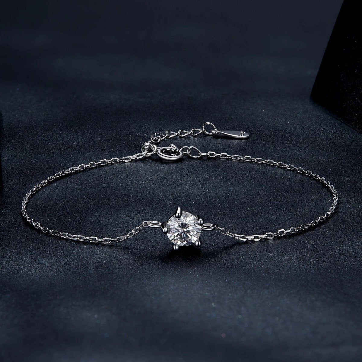 Pangama Solitaire Sterling Silver Moissanite Bracelet