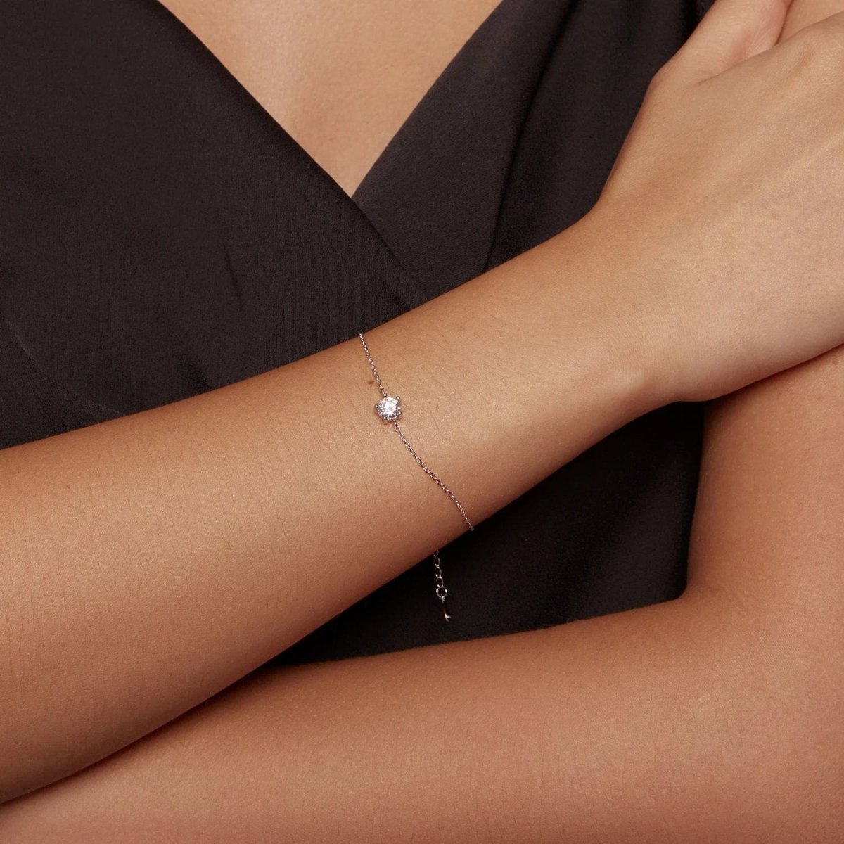 Pangama Solitaire Sterling Silver Moissanite Bracelet